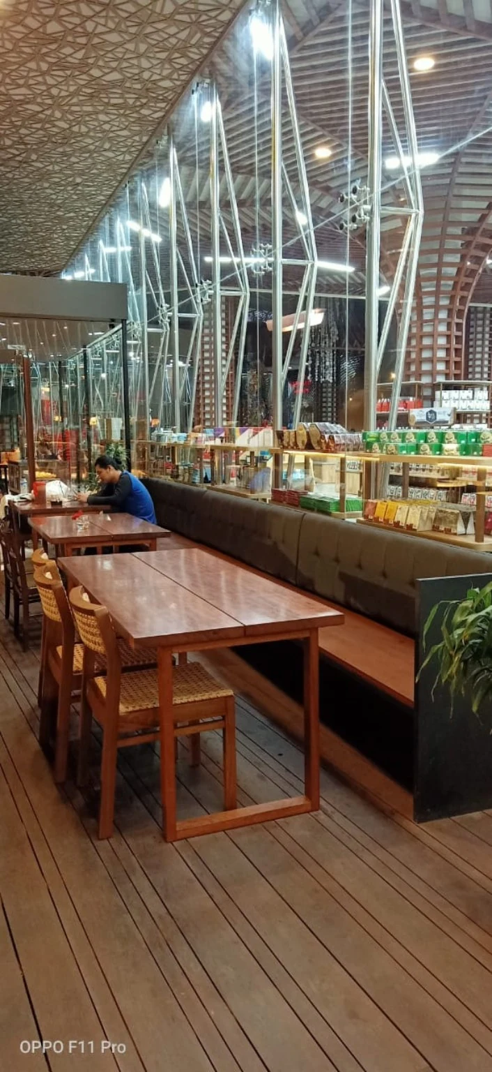 Tanamera Coffee Shop Bali interior 6